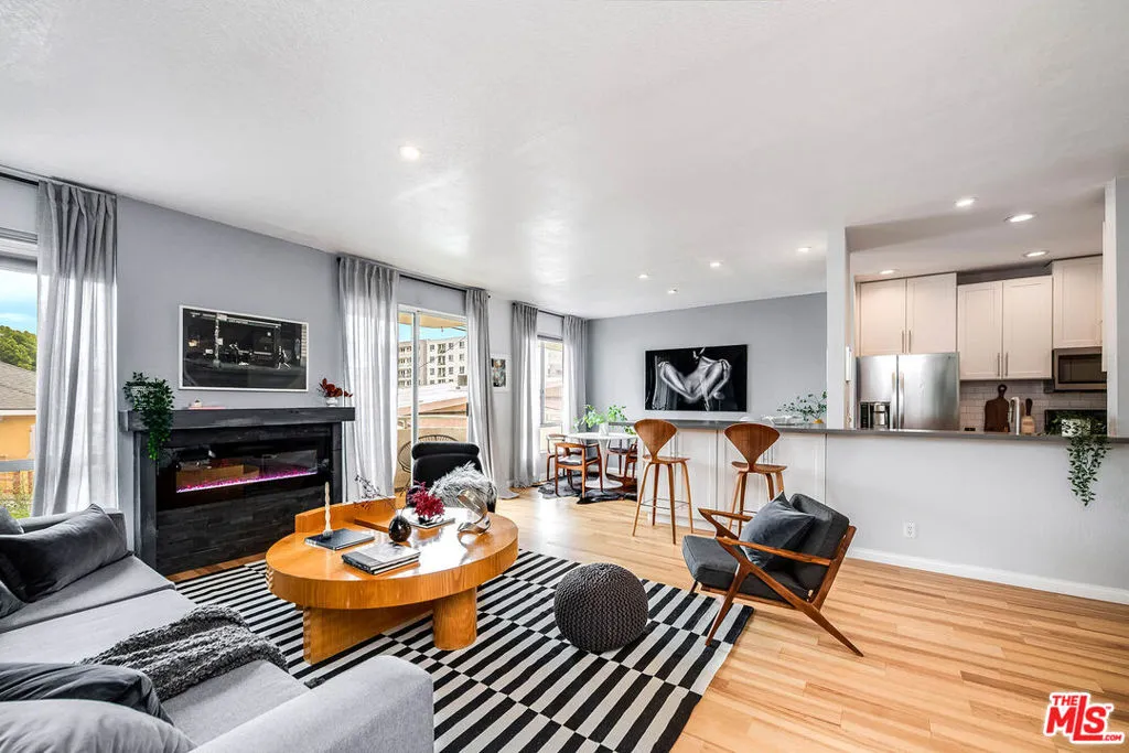 1310 N Detroit Street 206, Los Angeles, California 90046 — photo 5