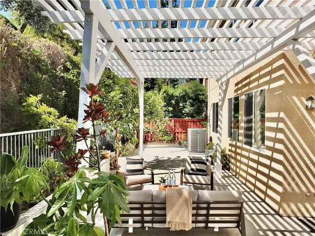2471 Amelia Court, Signal Hill, California 90755 — photo 5