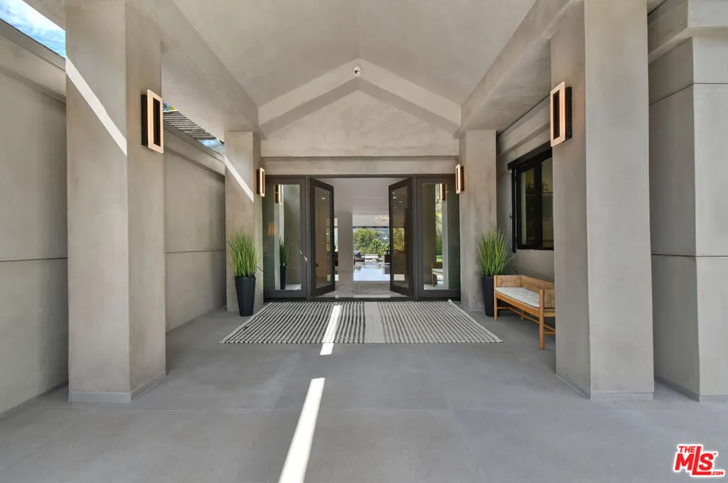 4423 Bergamo Drive, Los Angeles, California 91436 — photo 4