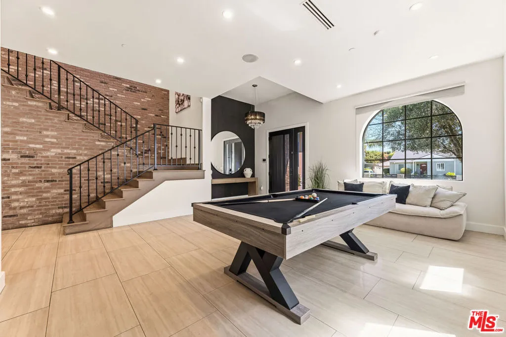 5017 Hesperia Avenue, Encino, California 91316 — photo 4