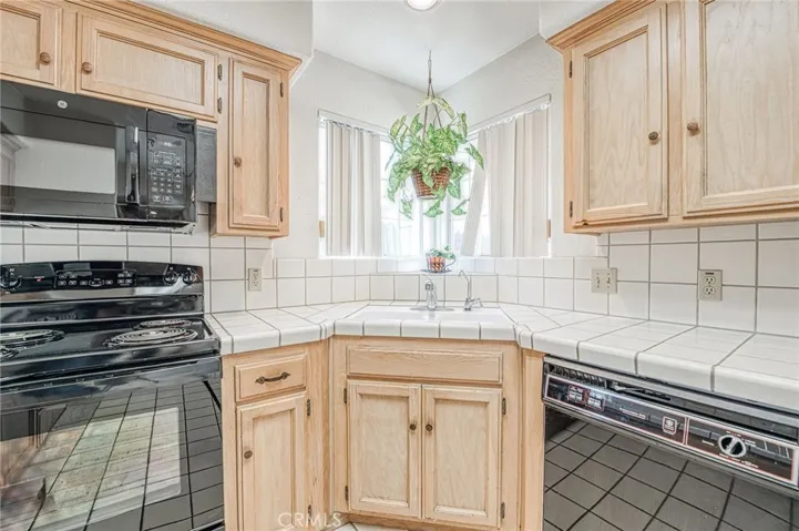 6706 N Chestnut, Fresno, California 93710 — photo 4