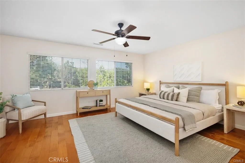 50 Linhaven, Irvine, California 92602 — photo 4