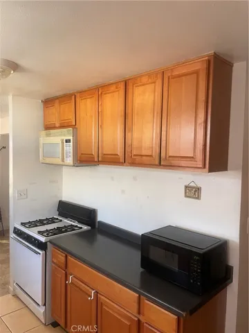 944 E Elizabeth, Barstow, California 92311 — photo 4