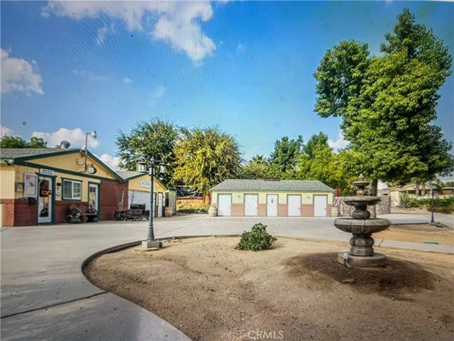 1051 W 7th, Perris, California 92570 — photo 4