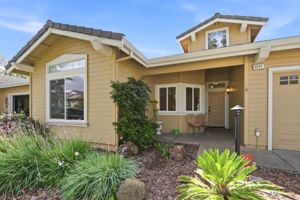 8644 Solera Drive, San Jose, California 95135 — photo 4