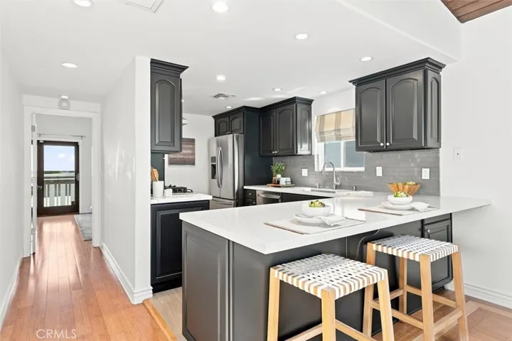 2026 Hillcrest Drive, Hermosa Beach, California 90254 — photo 4