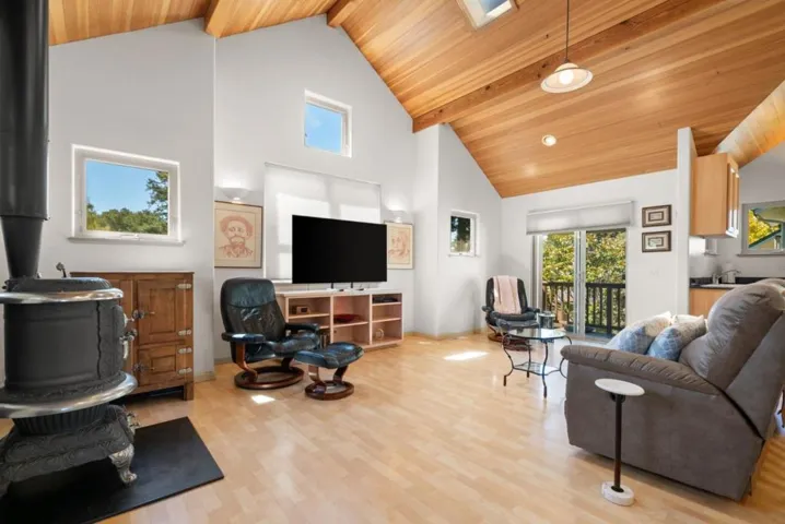 518 Capitola Avenue, Capitola, California 95010 — photo 5