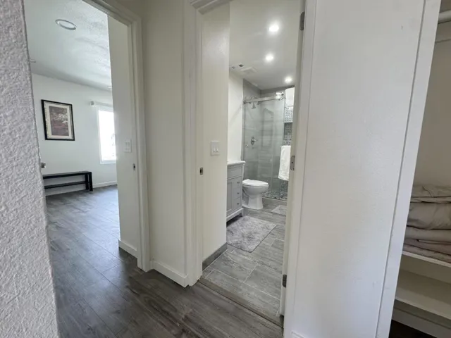 Upstairs hall bath
