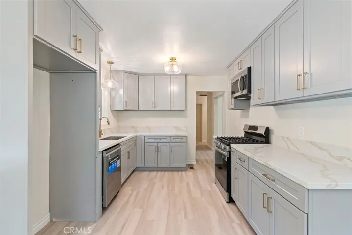 27508 School, Lake Arrowhead, California 92352 — photo 4