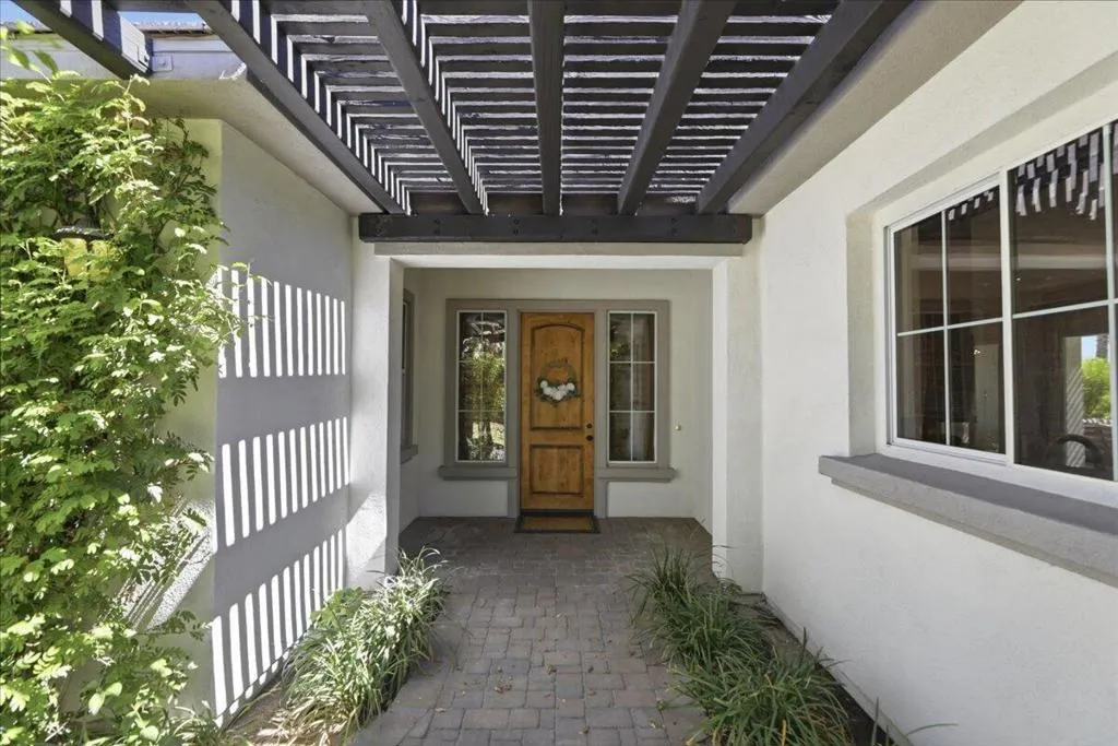 Front Entry Front Entry
