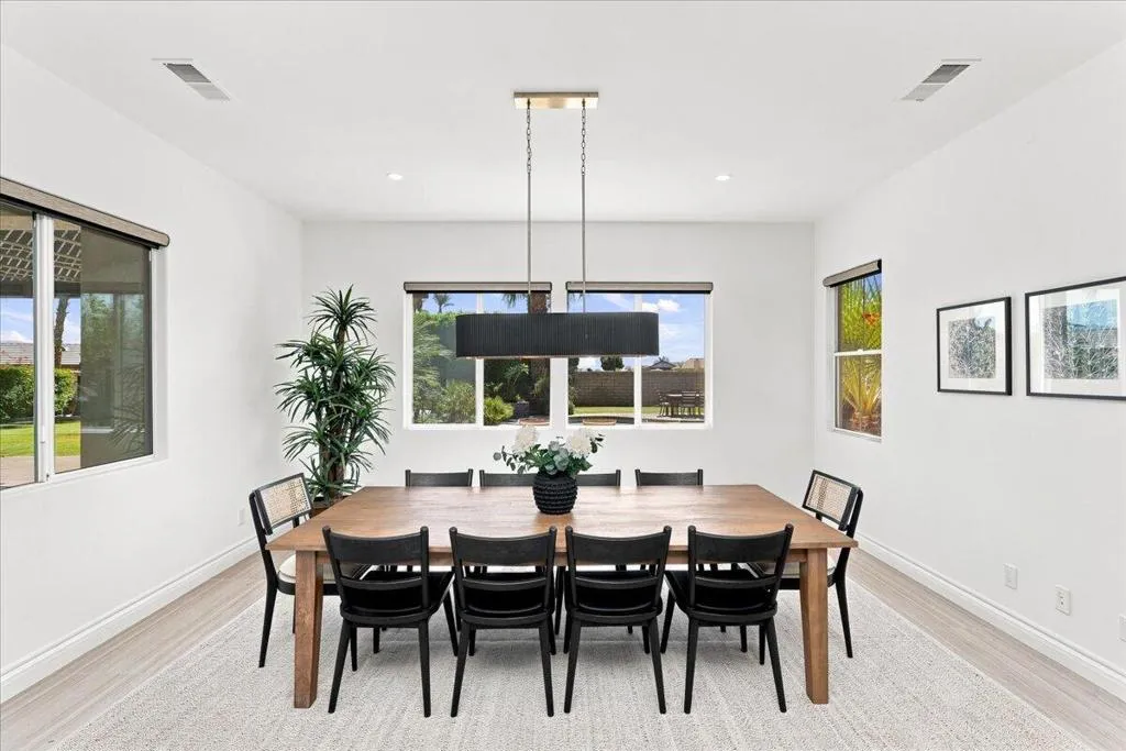Dining Room Dining Room