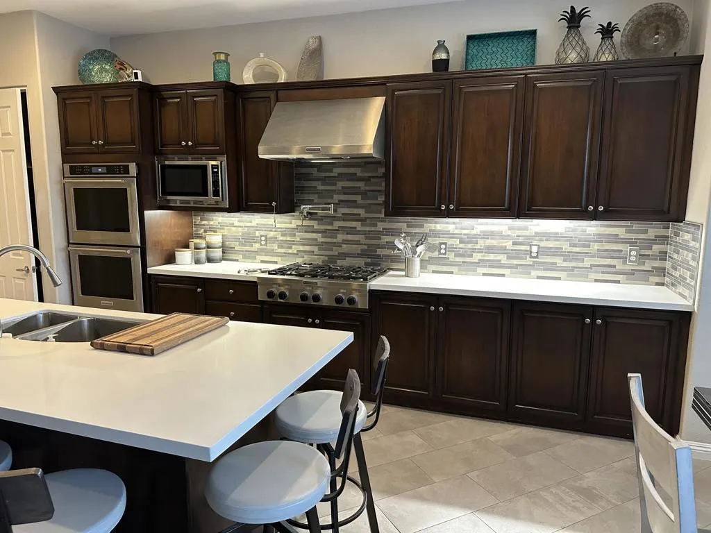 Kitchen 8 Kitchen 8