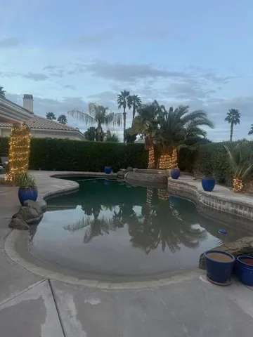 Pool 2