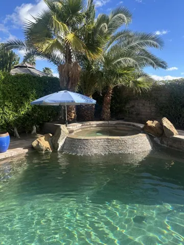 Pool 14