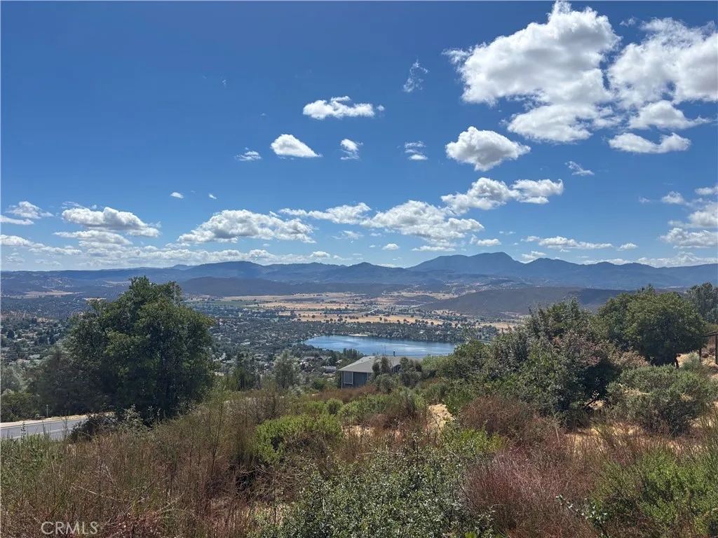 15909 Little Peak