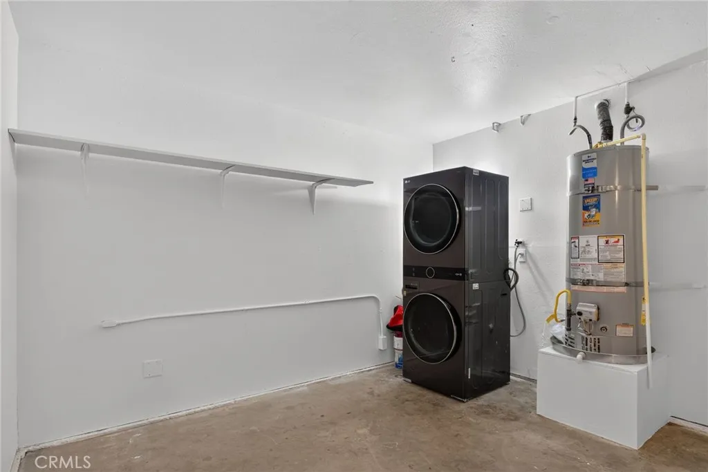 Bonus area in garage Bonus area in garage