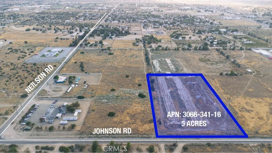 9428 Johnson Rd, Phelan, California 92371 — photo 5