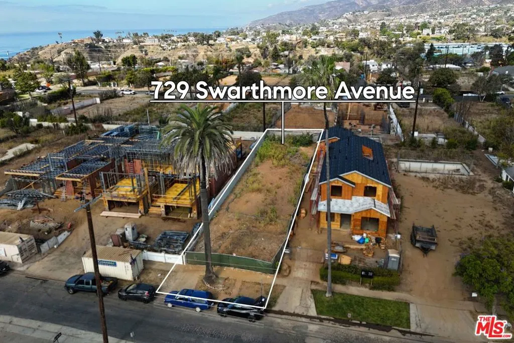 729 Swarthmore Ave