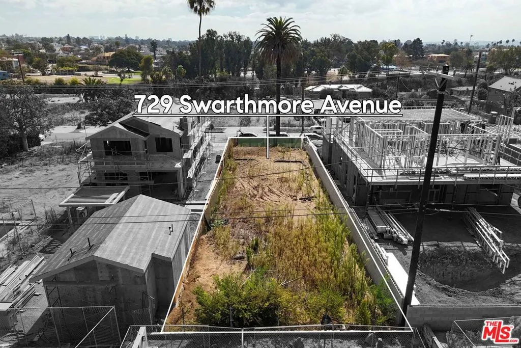 729 Swarthmore Avenue, Los Angeles, California 90272 — photo 4