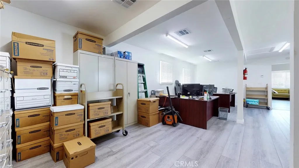 6851 Foothill Boulevard, Tujunga, California 91042 — photo 5