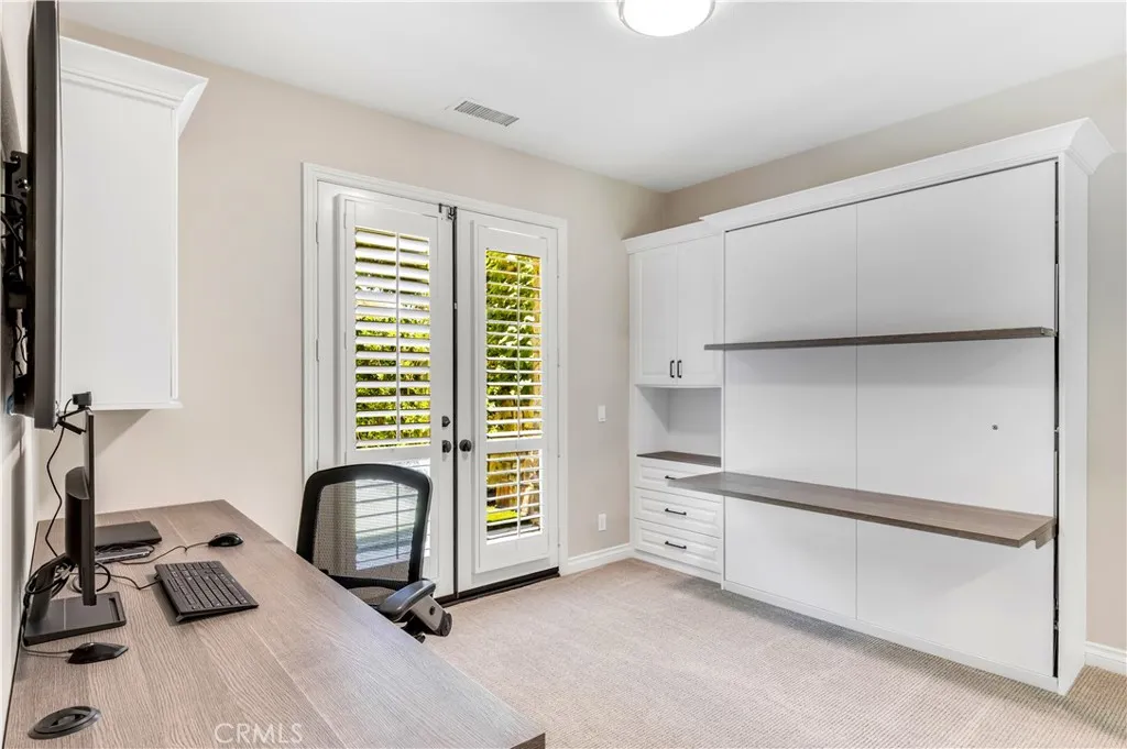 downstairs ensuite office/bedroom