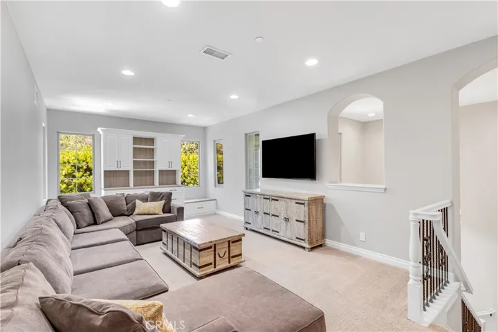 flexible loft space!
