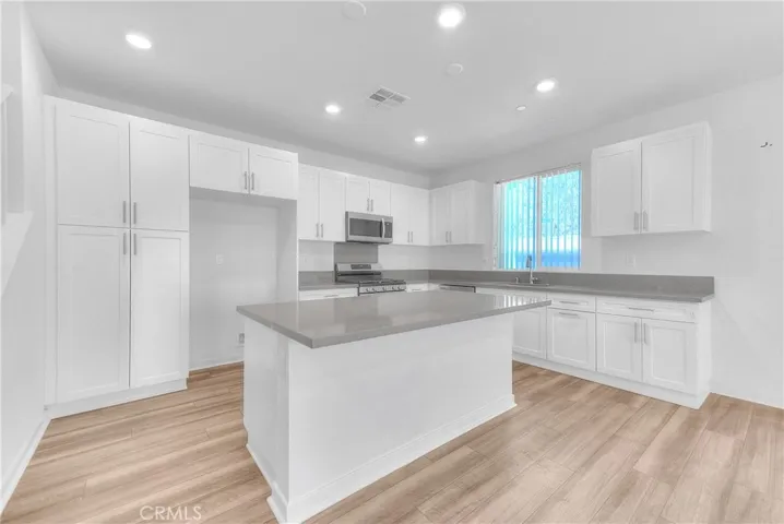 3585 E Eames, Ontario, California 91761 — photo 5
