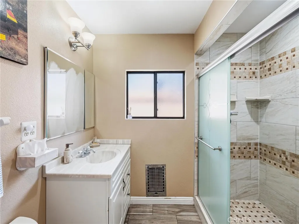 3071 Oregon, Los Angeles, California 90023 — photo 5