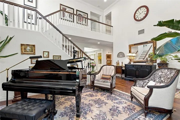 14 Poppyglen Court, Azusa, California 91702 — photo 4
