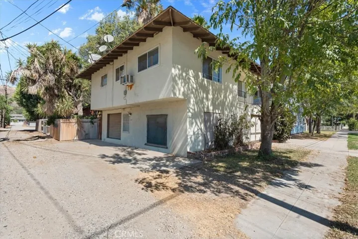 4204 12th Street, Riverside, California 92501 — photo 5