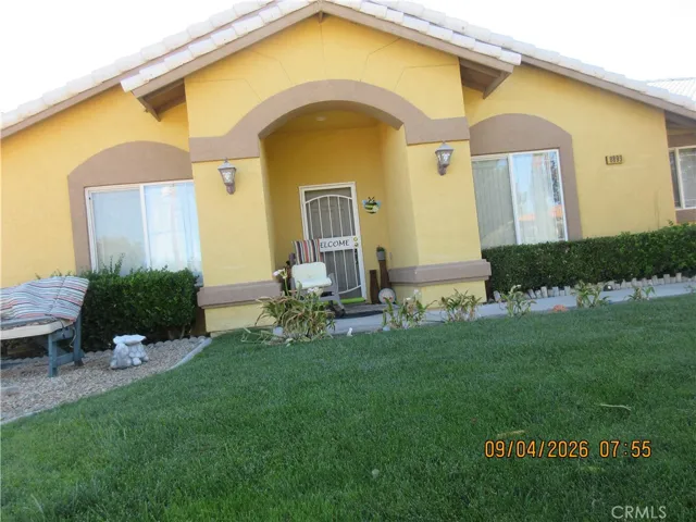 This house does not lean, the agent does. lol