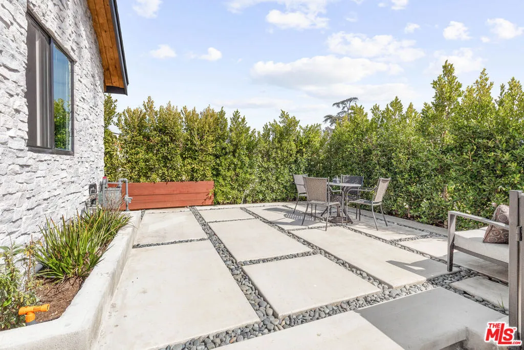 4523 Alumni Avenue, Los Angeles, California 90041 — photo 4