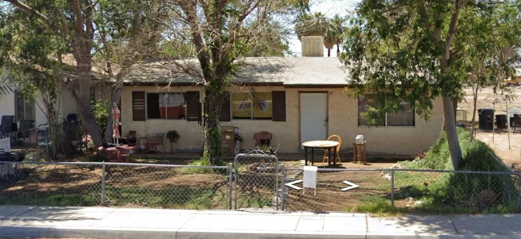 421 N Solano Ave