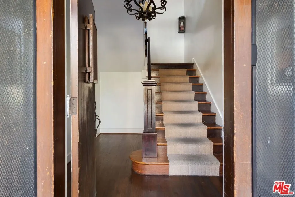177 N Sycamore Avenue, Los Angeles, California 90036 — photo 4