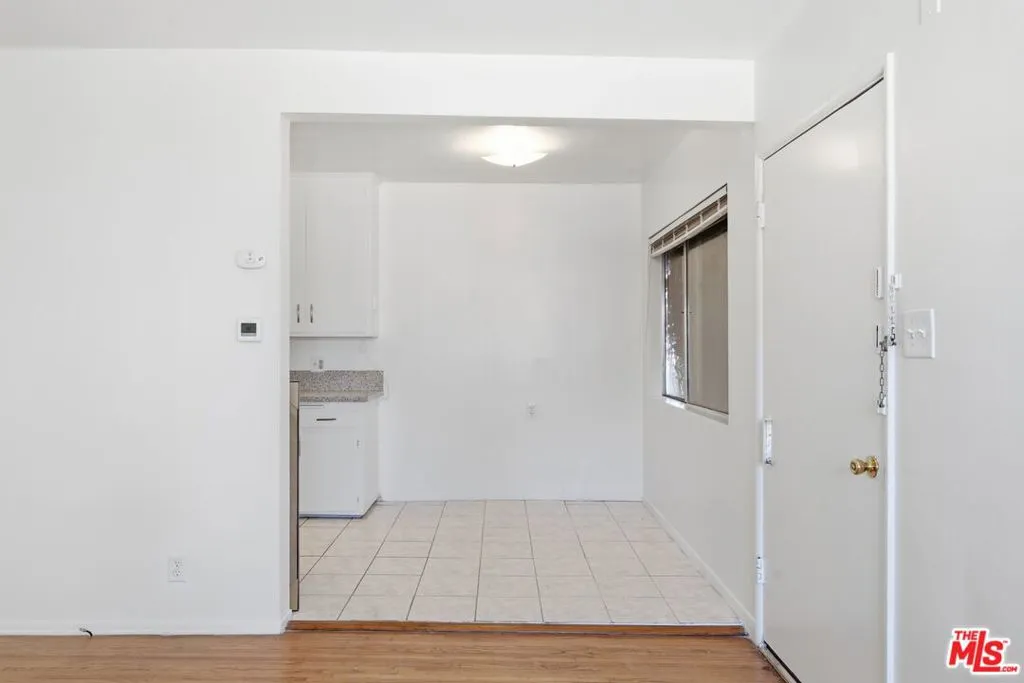 2544 Thurman Avenue, Los Angeles, California 90016 — photo 4