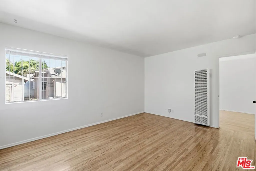 2544 Thurman Avenue, Los Angeles, California 90016 — photo 5