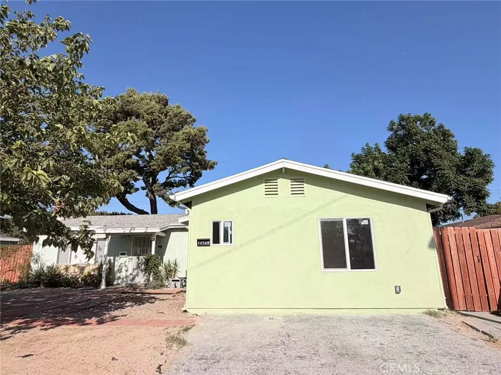 1456 B Greer Ave