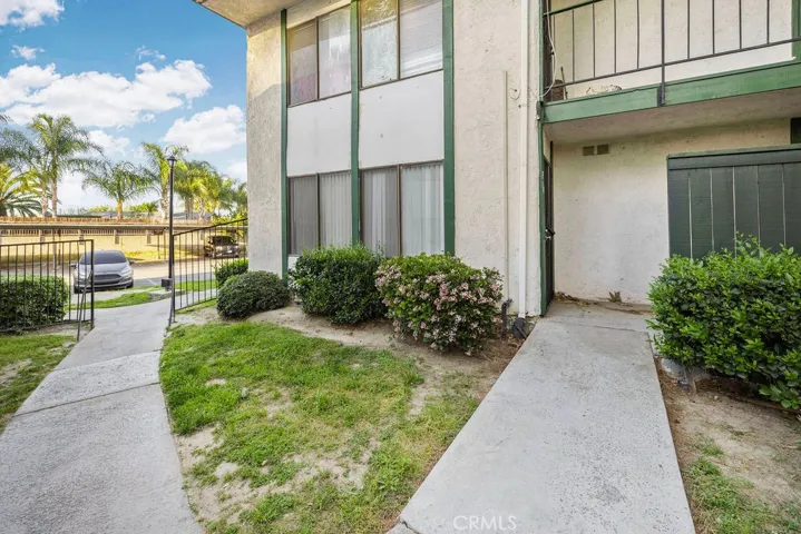 1735 E Washington F14 F14, Colton, California 92324 — photo 5