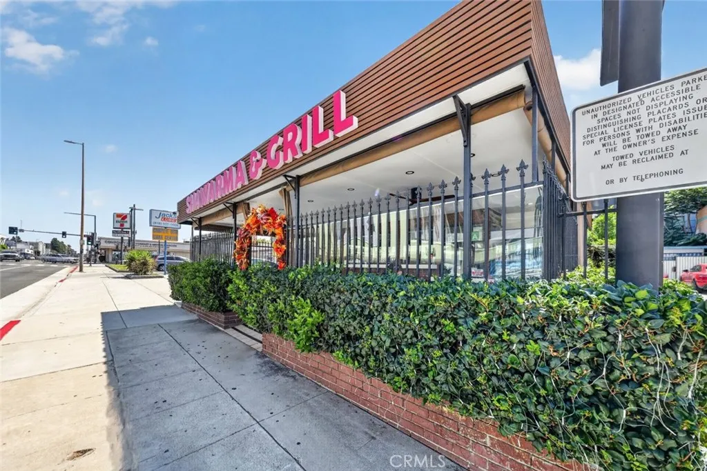 514 W Colorado Street, Glendale, California 91204 — photo 4