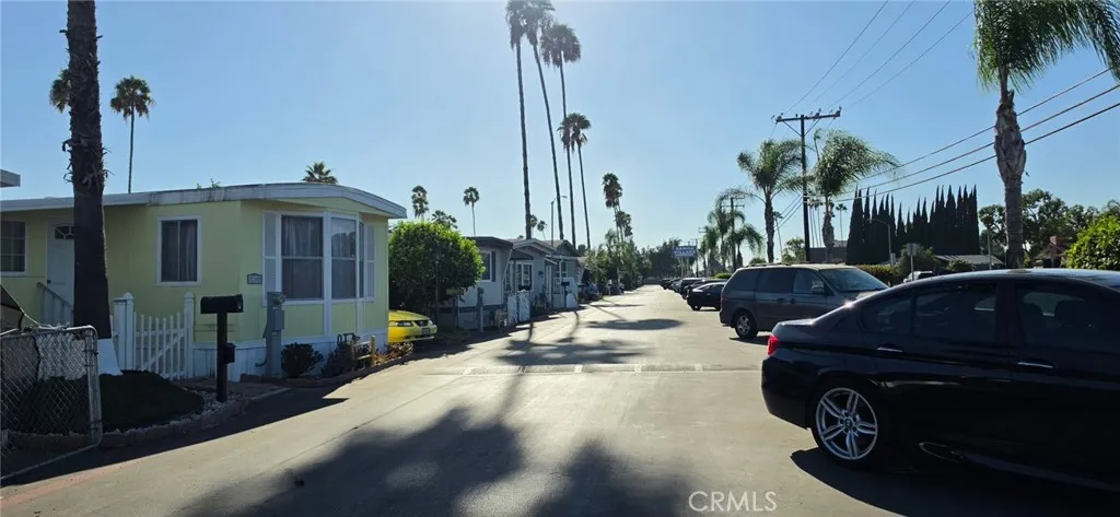 310 Philadelphia Street E 21, Ontario, California 91761 — photo 4