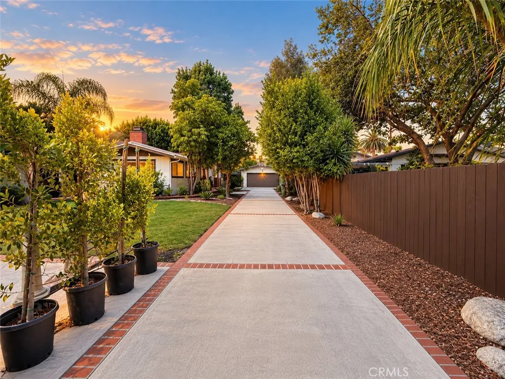 Large Driveway.