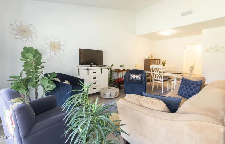 7213 Village 7, Camarillo, California 93012 — photo 5