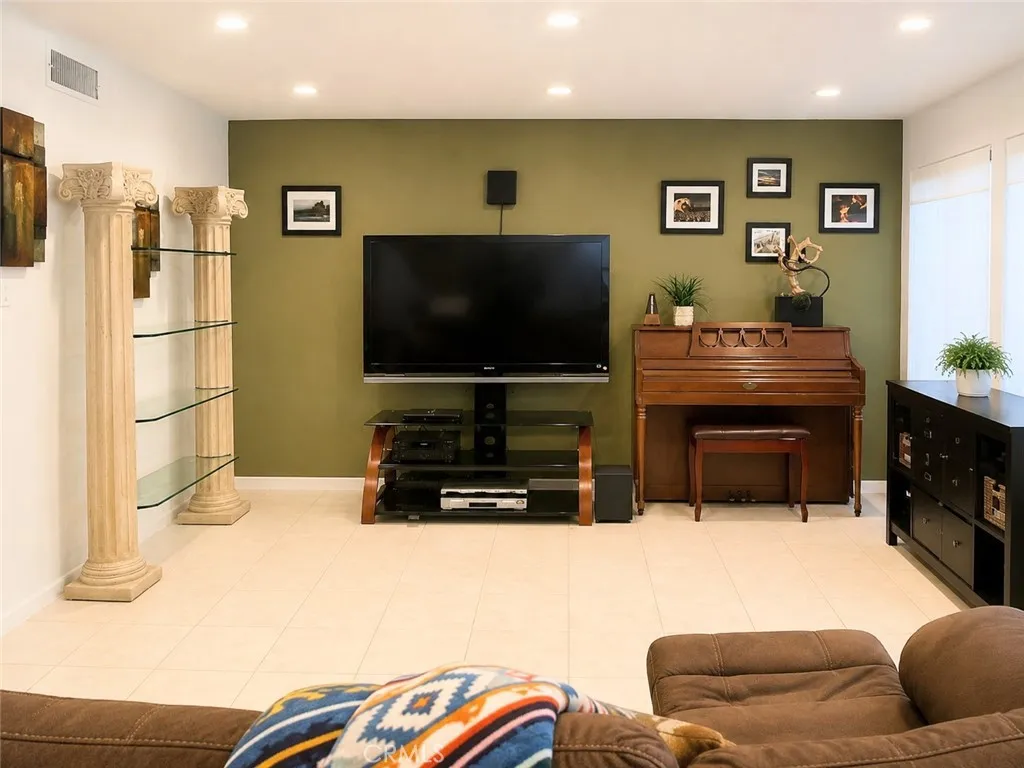 3 Deodar, Irvine, California 92604 — photo 4