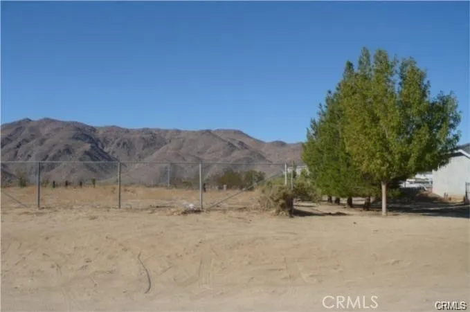28128 Via Seco, Lucerne Valley, California 92356 — photo 4