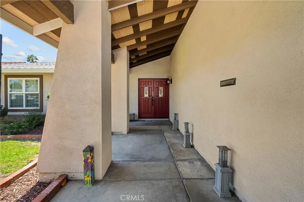 9116 Neath, Ventura, California 93004 — photo 4