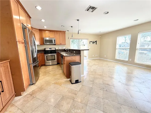 13707 S Budlong 115, Gardena, California 90247 — photo 4