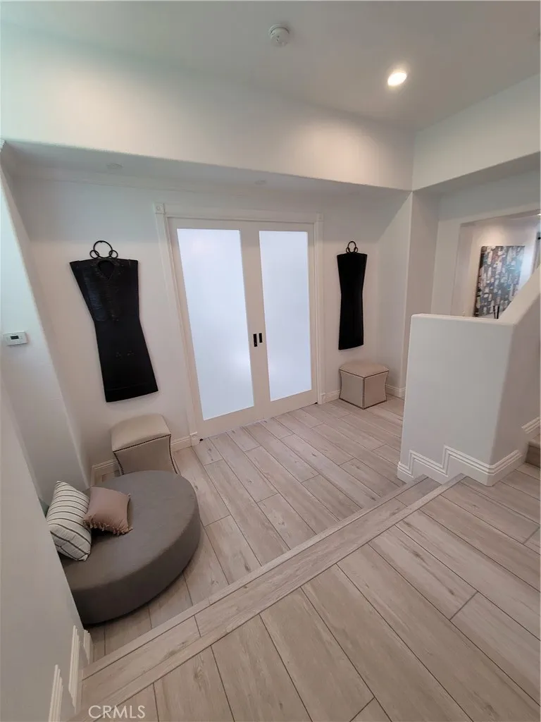 Downstairs bonus room bedroom #4 doors Downstairs bonus room bedroom #4 doors