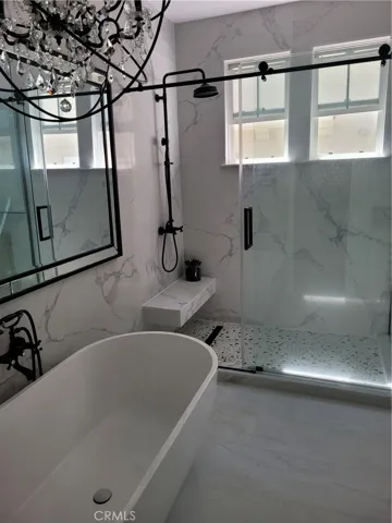 MB BATH TUB & SHOWER