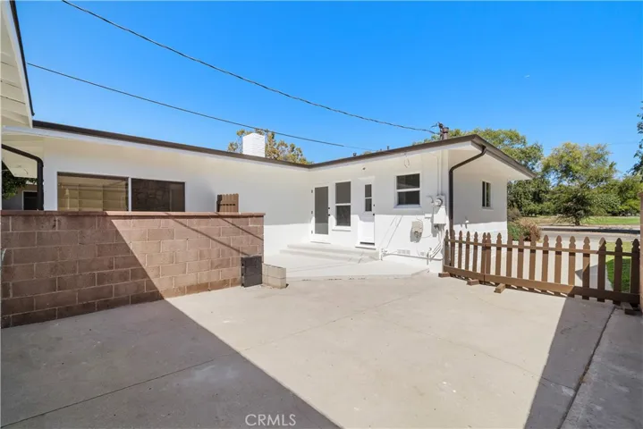 2929 N Studebaker, Long Beach, California 90815 — photo 4