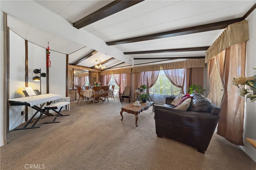 1525 W Oakland Avenue 79, Hemet, California 92453 — photo 4